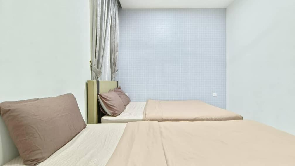 Jb City Shopping Mall Apartment Johor Bahru Exterior photo